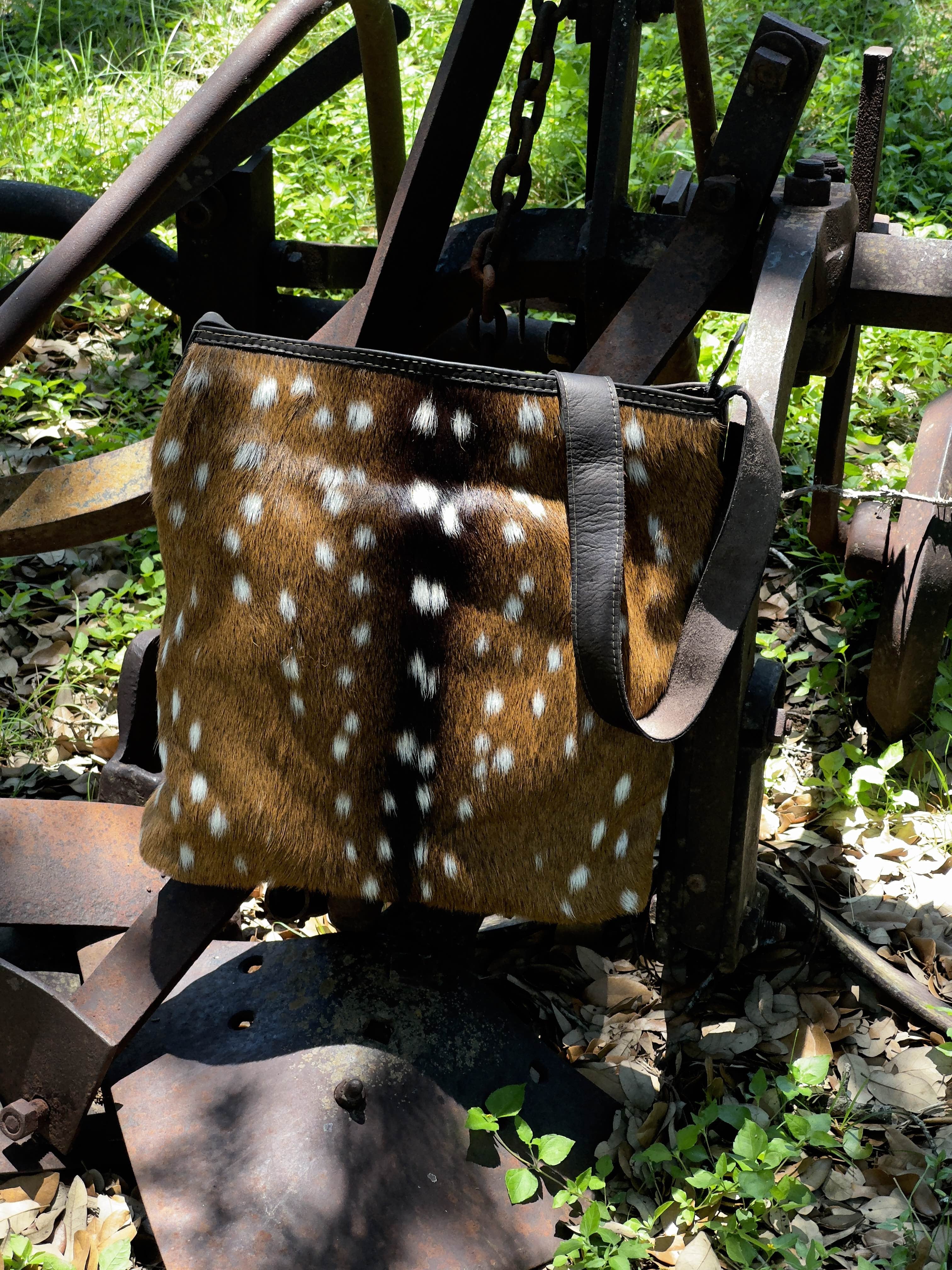 Large Axis Purse